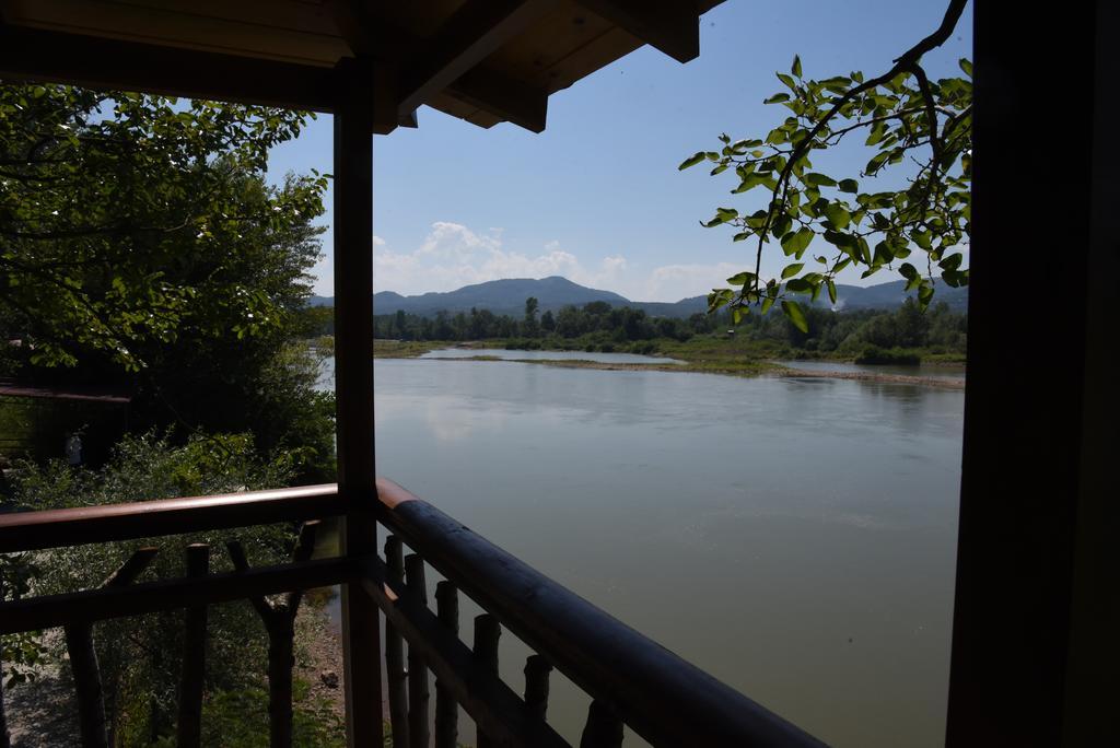 Holiday Home Kucica Na Drvetu Banja Koviljaca Ngoại thất bức ảnh