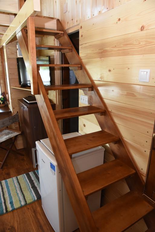 Holiday Home Kucica Na Drvetu Banja Koviljaca Ngoại thất bức ảnh